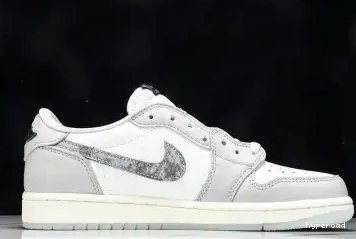 Hyperoad Low JORDAN AIR 1 0516